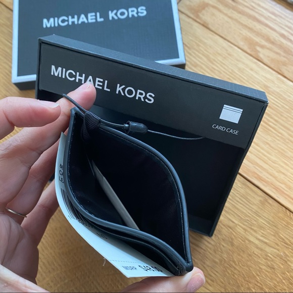 NWT authentic MK leather card wallet black - Picture 4 of 5